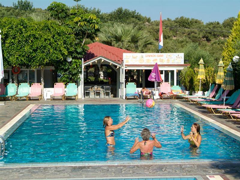 Nikolas Villas Appartments Hersonissos  Eksteriør billede
