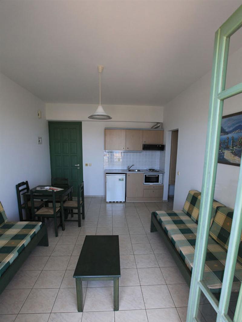 Nikolas Villas Appartments Hersonissos  Eksteriør billede